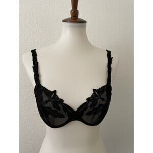LaPerla 2 Bra Semi Sheer Floral Lingerie